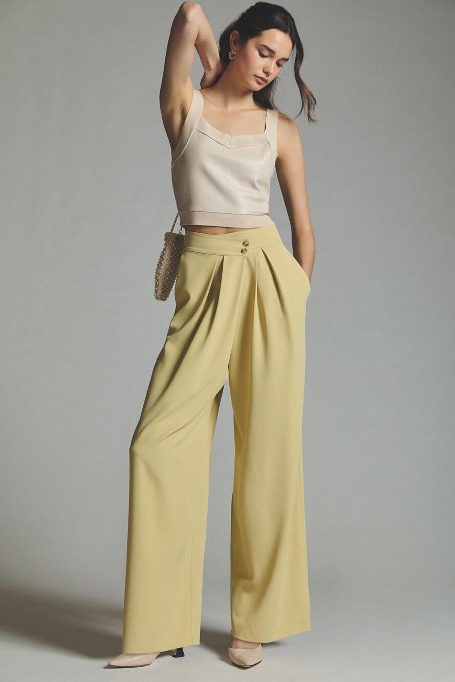 NWT ASTR The Label Boyfriend Yellow Pants - Size Small